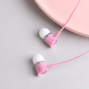 m37-universal-earphones