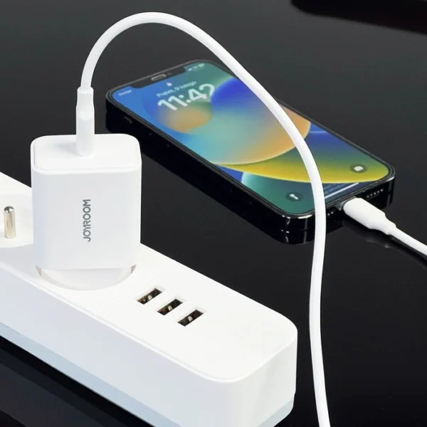 Chargeur Joyroom TCF06 C to L